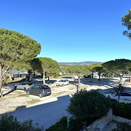 Hyevass Pour 4 Personnes Proche De La Des Salins Situé à *